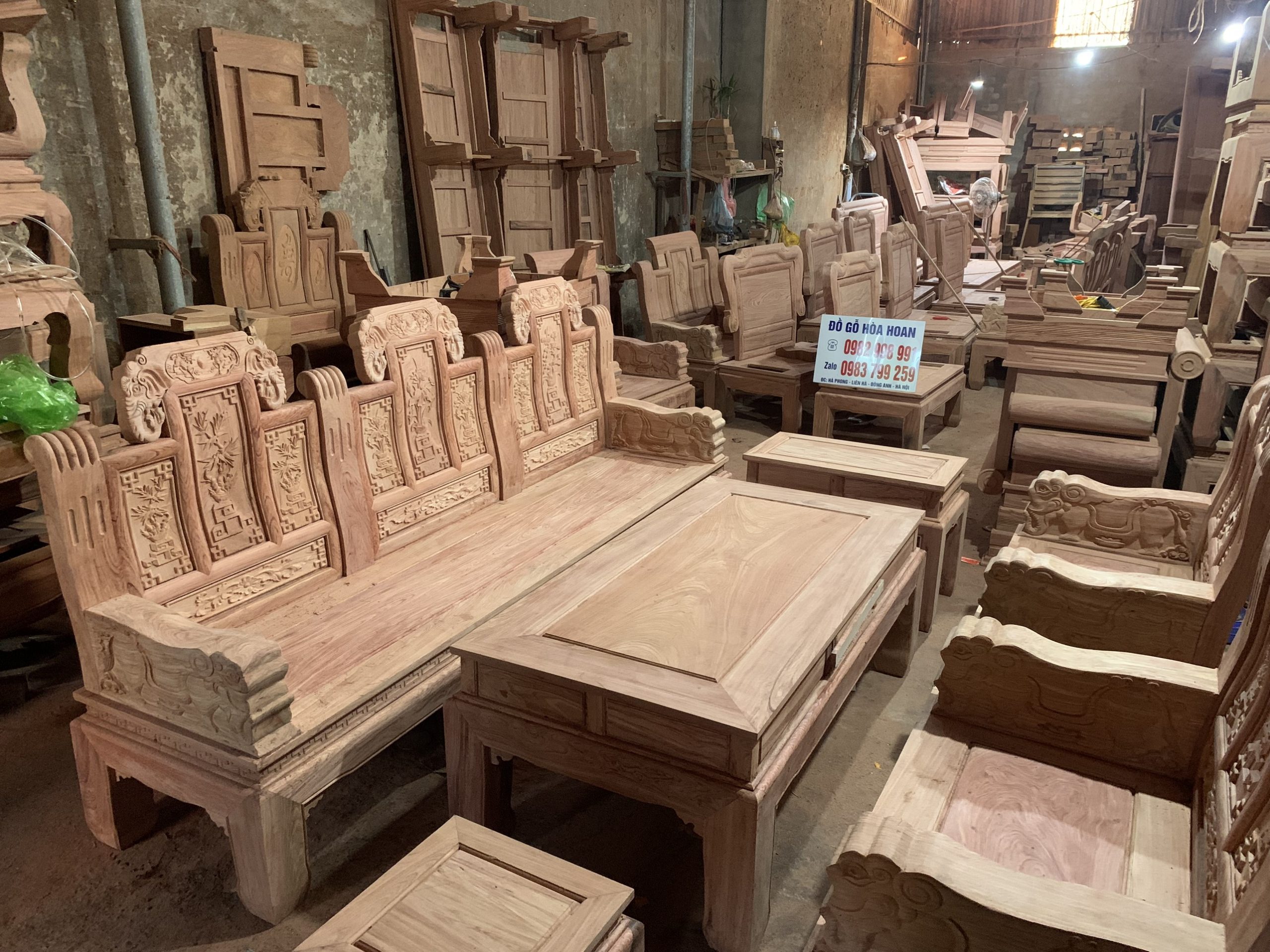 Bộ ghế tay 12 gỗ hương gồm 6 món tay con voi đặc liền khối