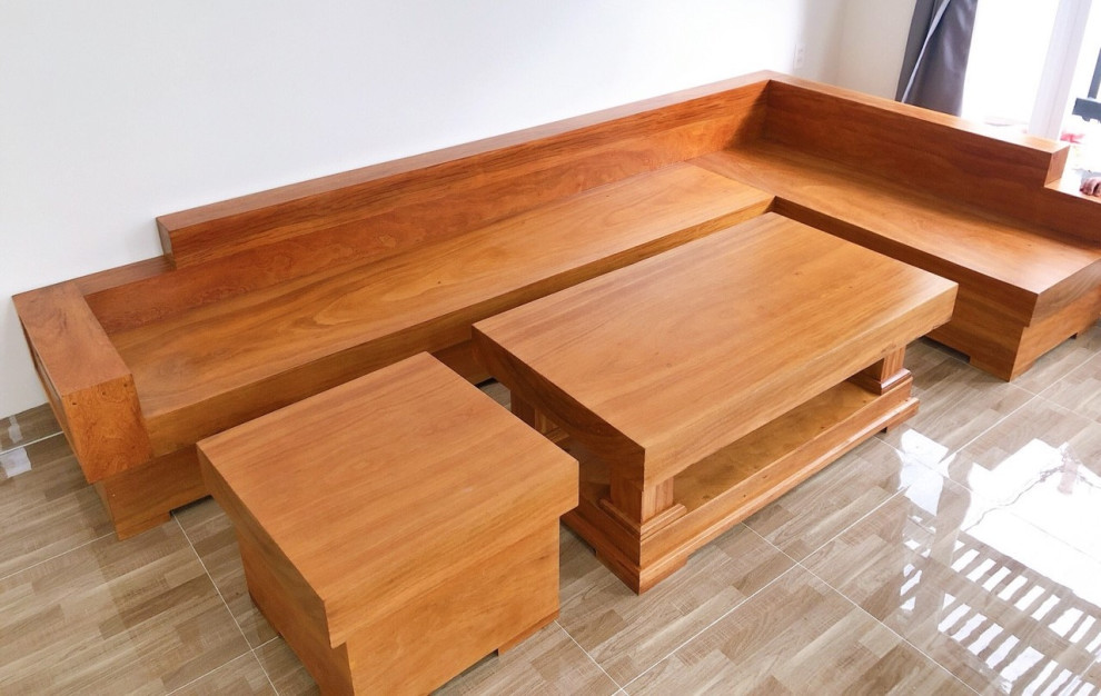 Bàn ghế gỗ lim nguyên khối siêu bền với khả năng chống mối mọt cực đỉnh