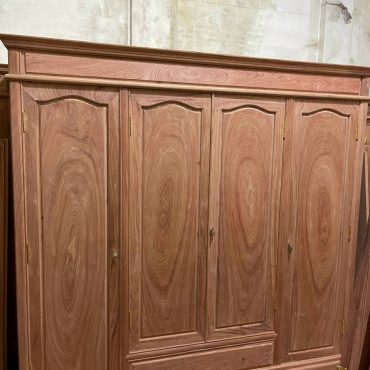 Tủ áo gỗ hương đá cao 2m1