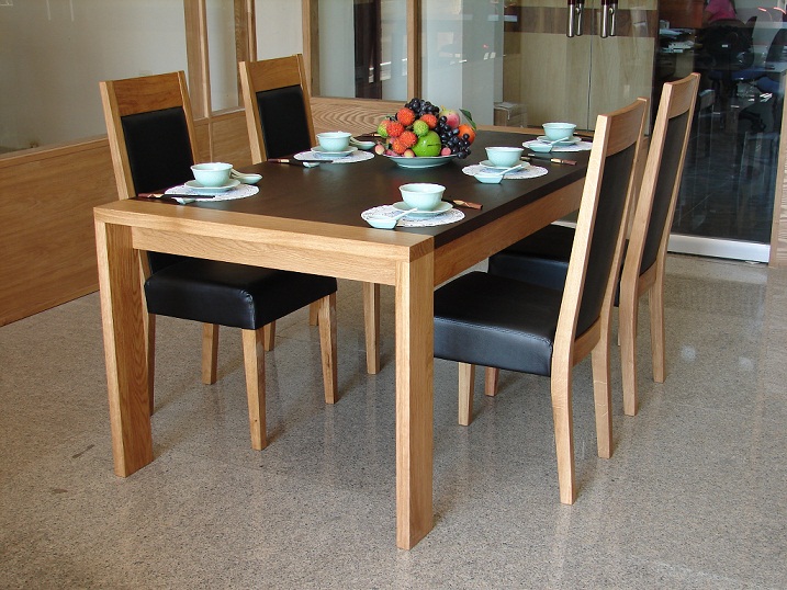 Kích thước bàn ăn phù hợp với phong thuỷ nội thất 