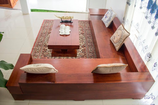 Tuổi thọ sofa làm bằng gỗ nguyên khối cao