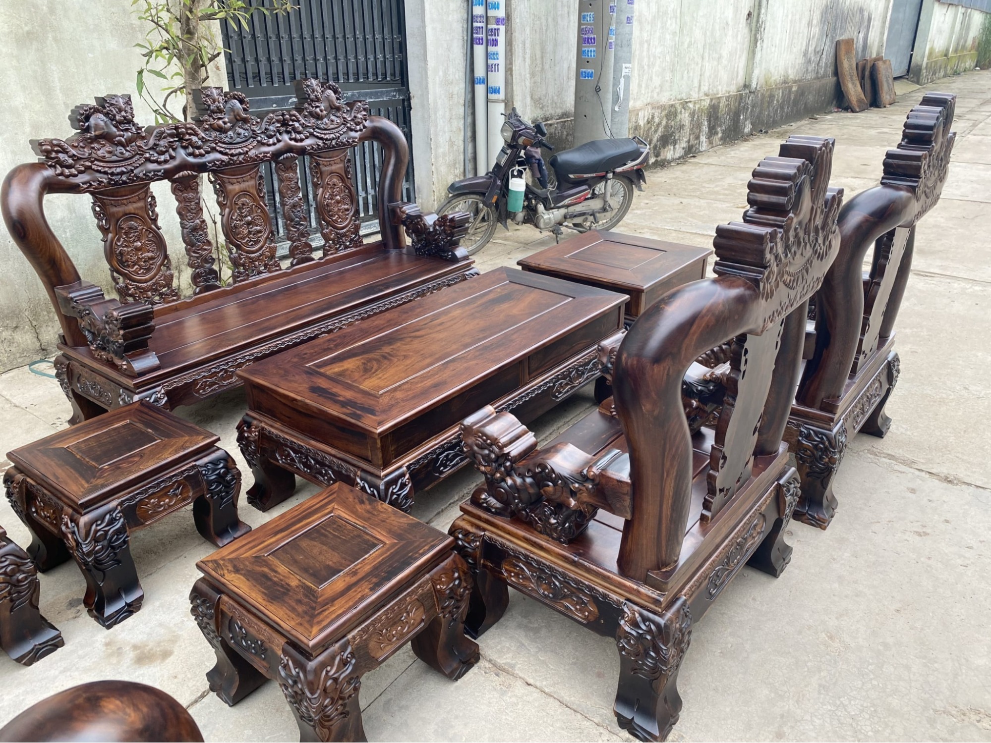 Bộ bàn ghế 7 món