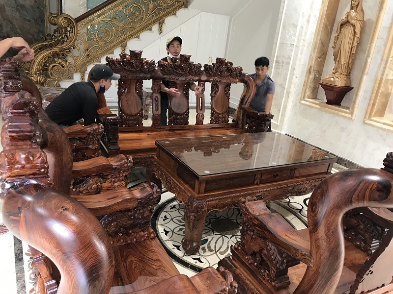 Bộ bàn ghế phong cách Châu Âu