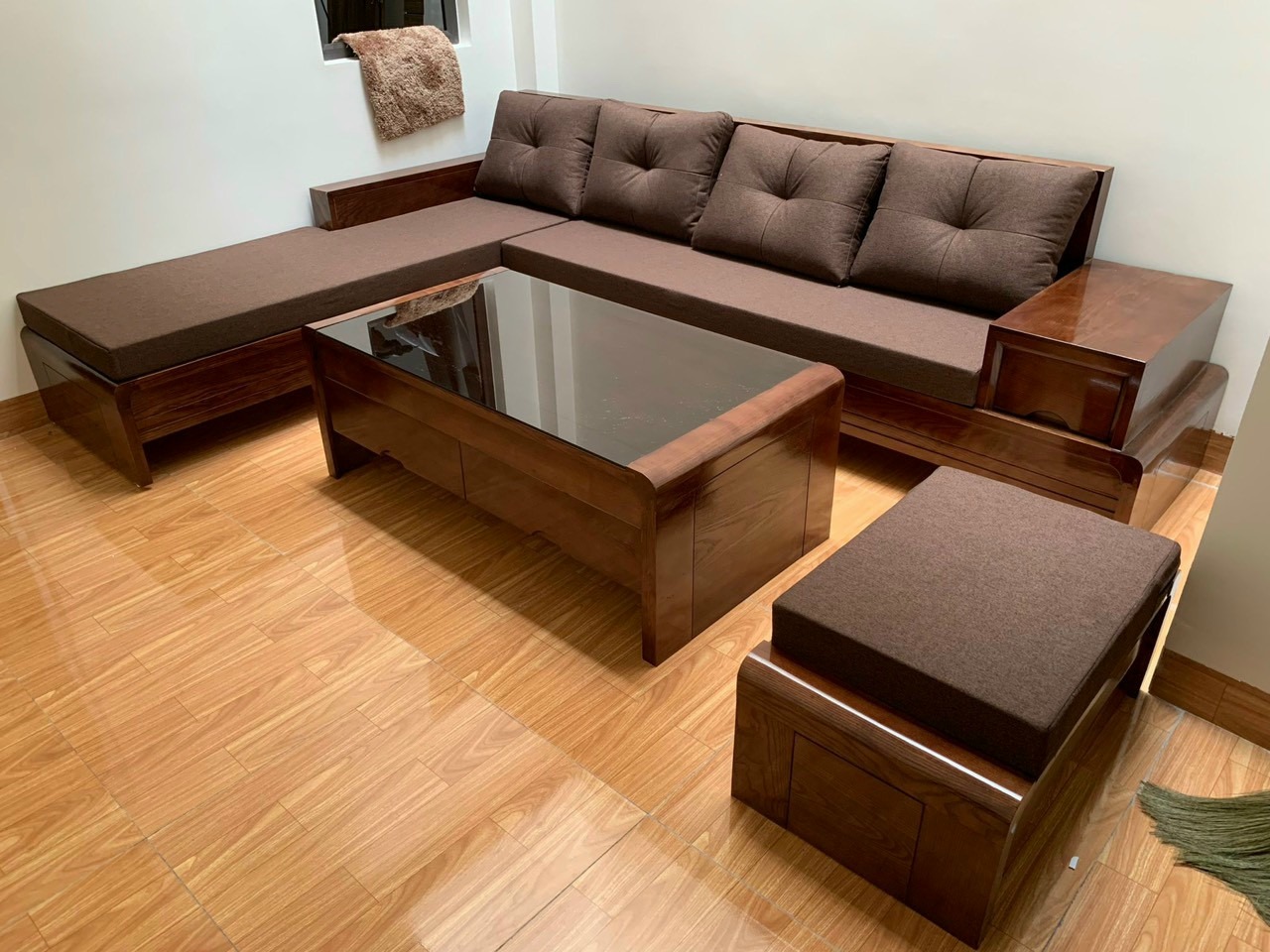 Sofa phòng khách gỗ mẫu mới