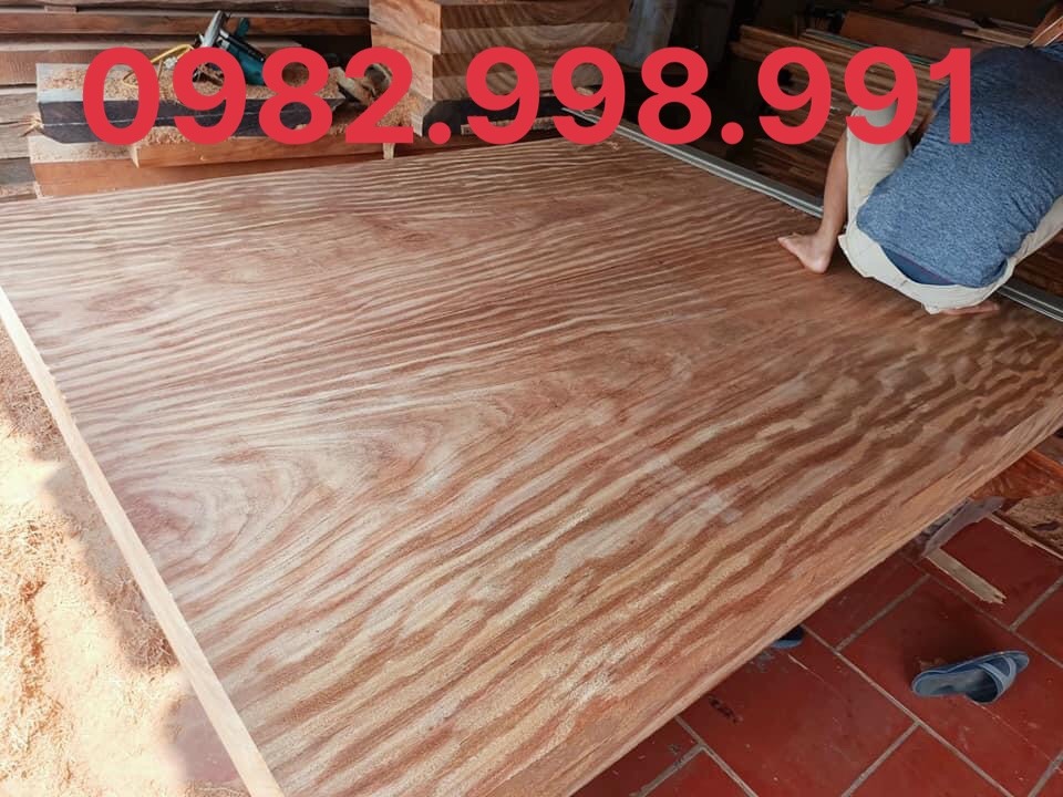 Sập nằm ngủ truyền thống gỗ nguyên khối
